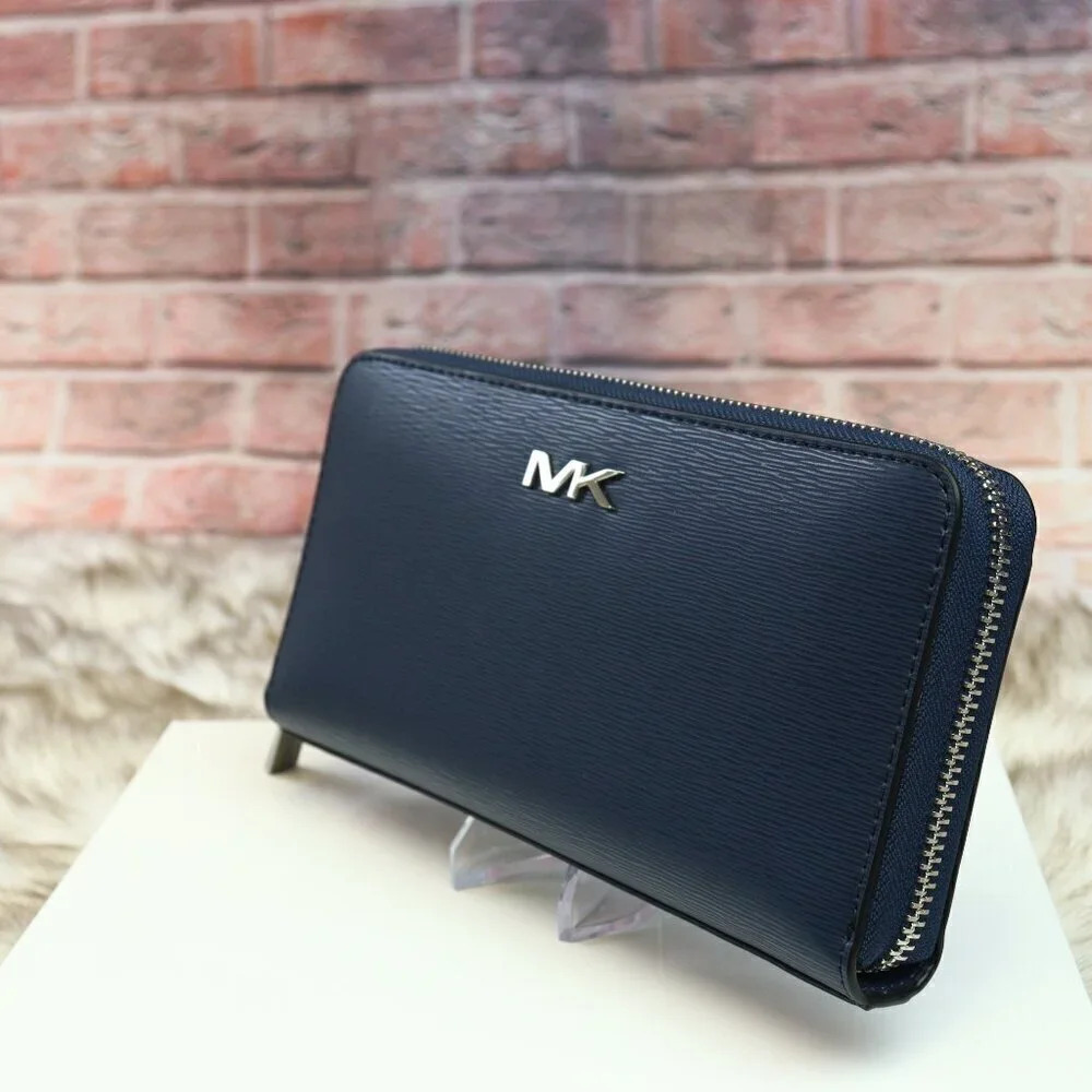 MICHAEL KORS Cooper Smartphone Wallet - Picture 9 of 15